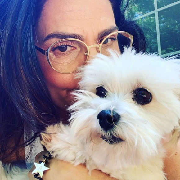 Meet your Posher, Leslie - Picture 1 of 1